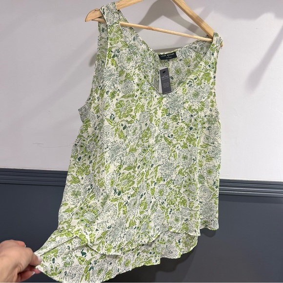 Floral Green Sleeveless Top NWT Plus Size - Picture 3 of 7